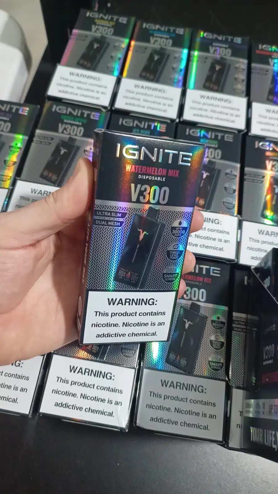 ignite v300 disposable vape Pod Descartável Ignite V300 – 30.000 Puffs com Tela Digital main image 0